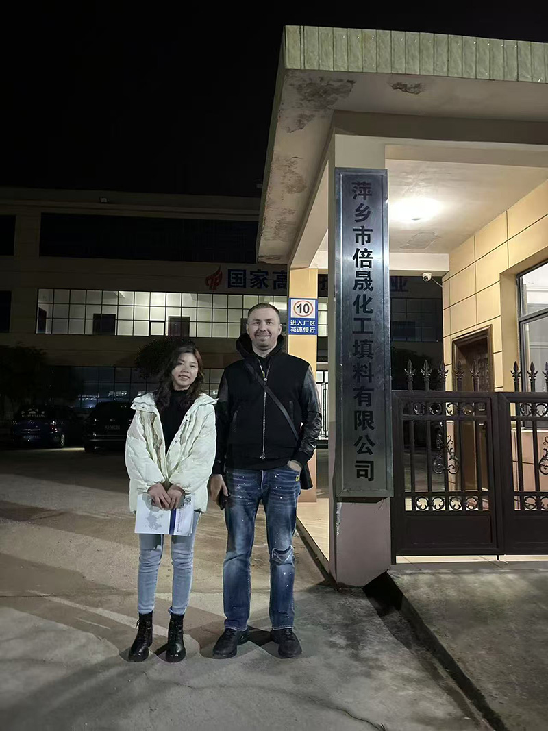 Group photo with clients04